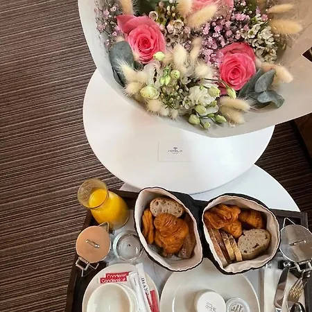 D - Hotel 4*
